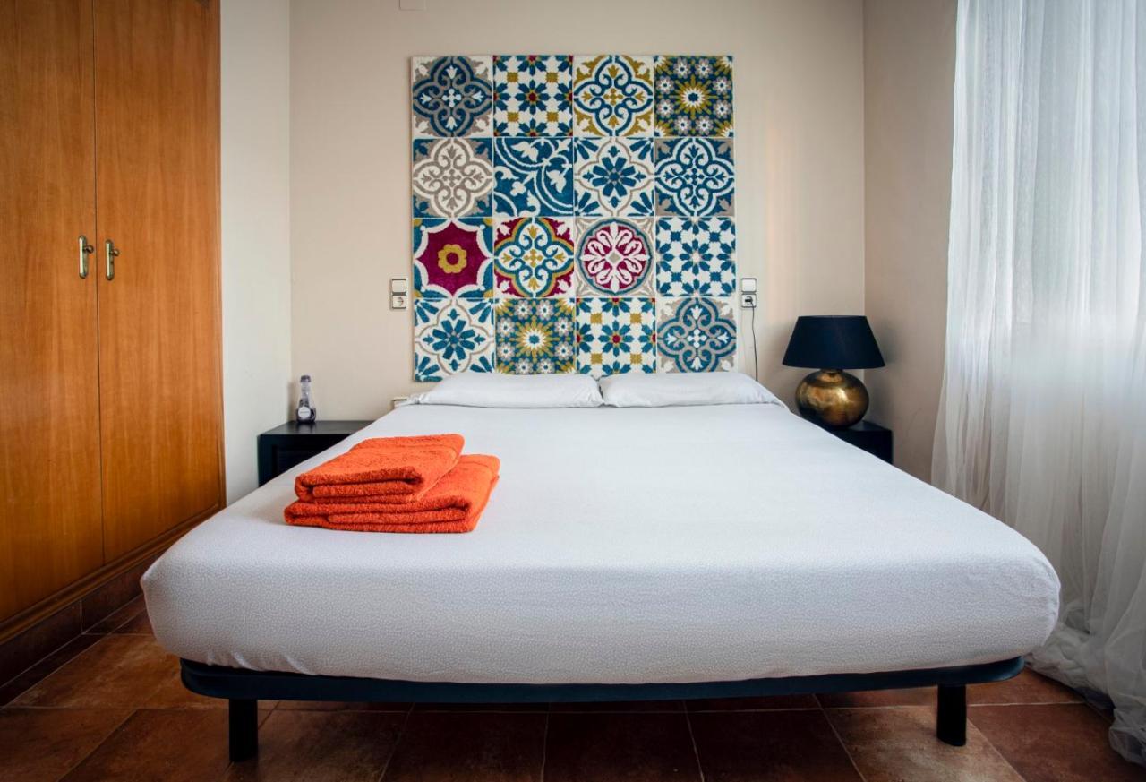 Cozy Apartment Near The Center, Torres De Serrano บาเลนเซีย ภายนอก รูปภาพ